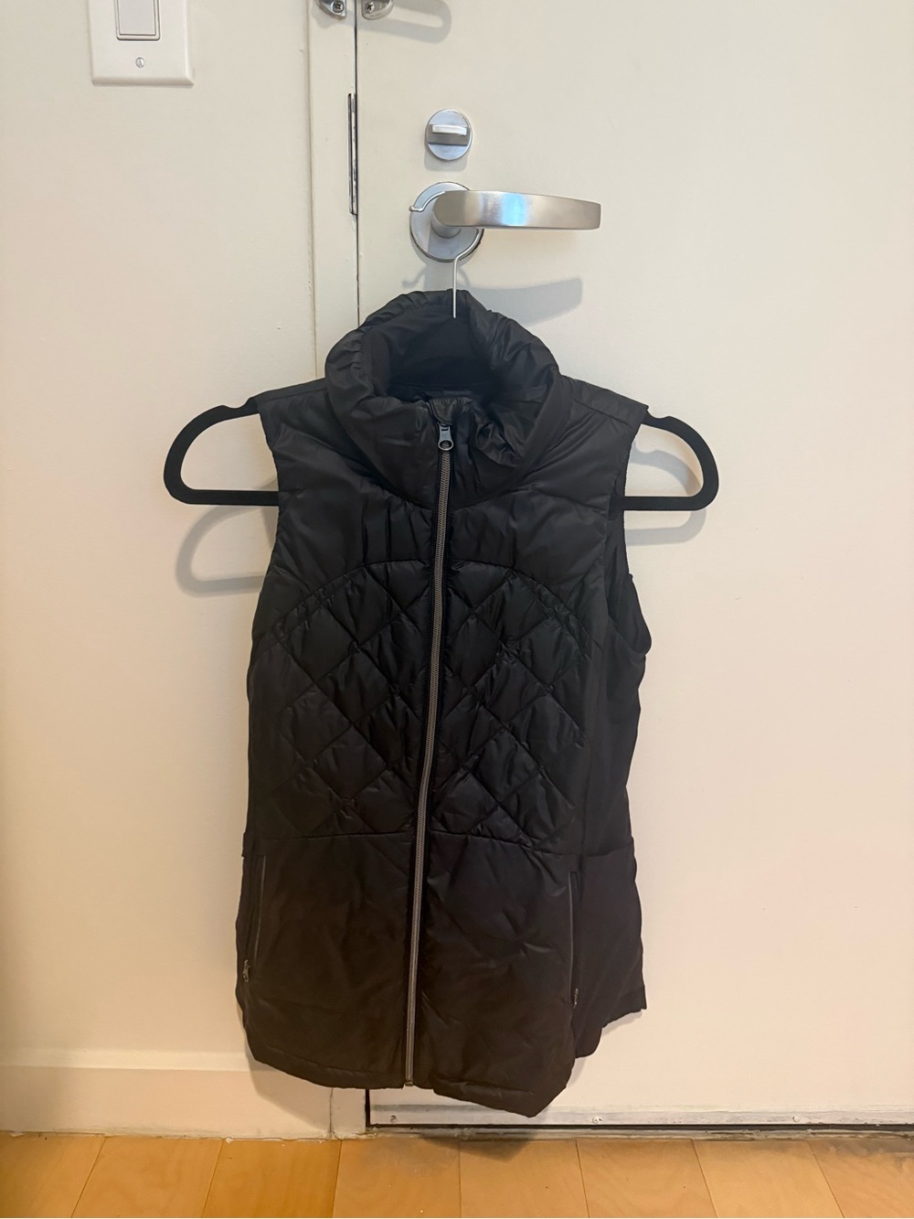 lululemon athletica Black Quilted Sleeveless Puffer Vest